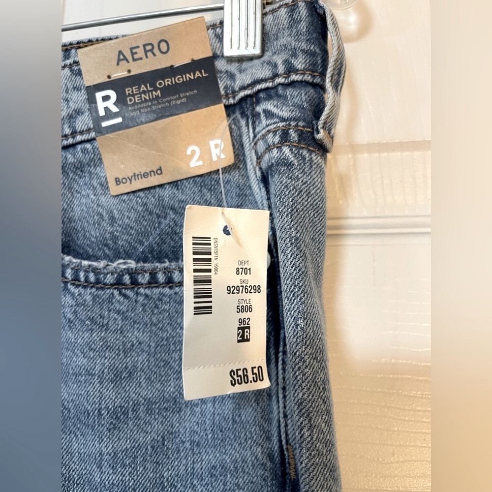 NWT: AERO BOYFRIEND Real Original Denim Distressed Jeans size 2 - Picture 5 of 7